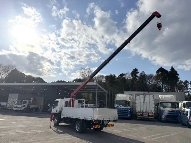 三菱 キャンター 2RG-FEB80(2WD)の写真15