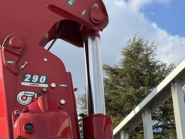 三菱 キャンター 2RG-FEB80(2WD)の写真17