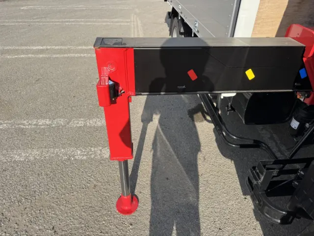 三菱 キャンター 2RG-FEB80(2WD)の写真18