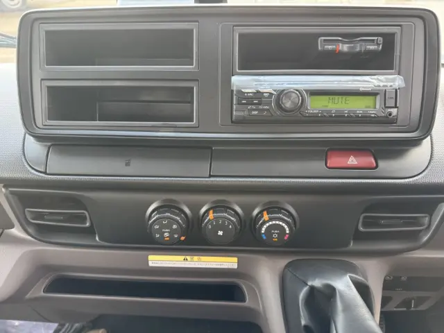 三菱 キャンター 2RG-FEB80(2WD)の写真34