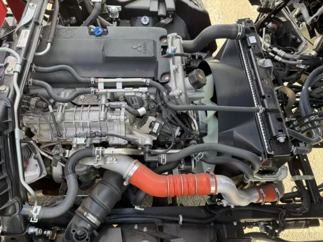 三菱 キャンター 2RG-FEB80(2WD)の写真43