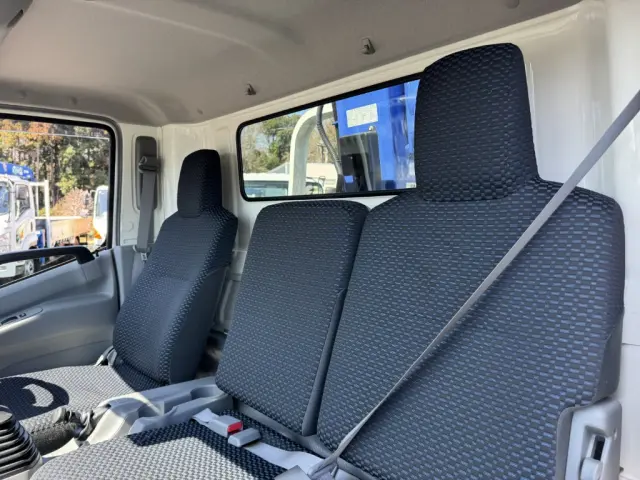 日野 デュトロ 2KG-XZU712M(2WD)の写真38