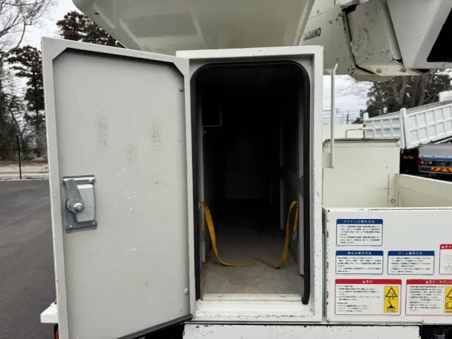 日野 デュトロ TPG-XZU600X(2WD)の写真13