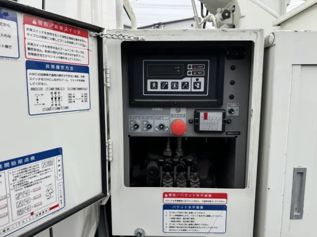 日野 デュトロ TPG-XZU600X(2WD)の写真15