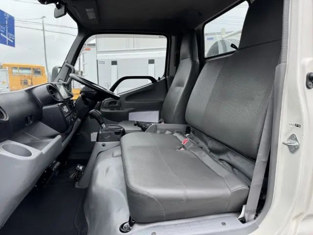 日野 デュトロ TPG-XZU600X(2WD)の写真40