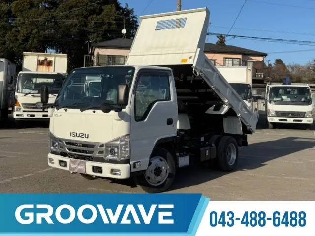 いすゞ エルフ 2PG-NKS88AD(4WD)の写真1