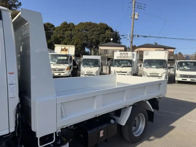 いすゞ エルフ 2PG-NKS88AD(4WD)の写真7