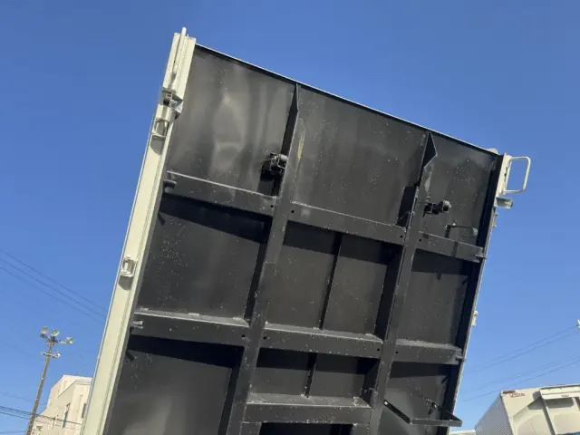 いすゞ エルフ 2PG-NKS88AD(4WD)の写真14