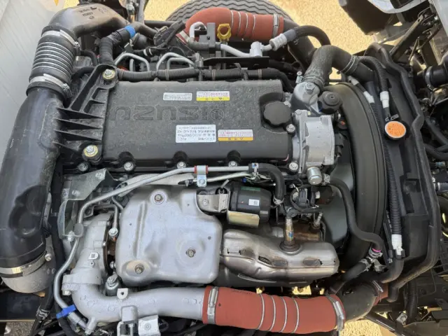 いすゞ エルフ 2PG-NKS88AD(4WD)の写真38