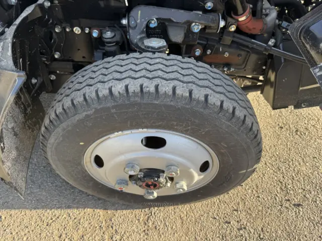 いすゞ エルフ 2PG-NKS88AD(4WD)の写真43