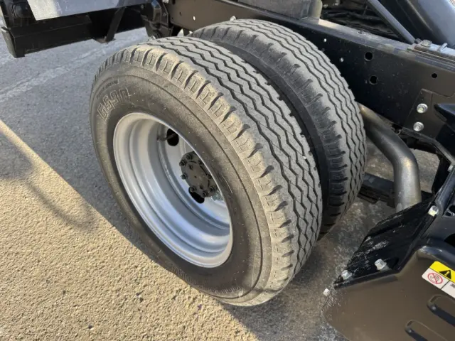 いすゞ エルフ 2PG-NKS88AD(4WD)の写真45