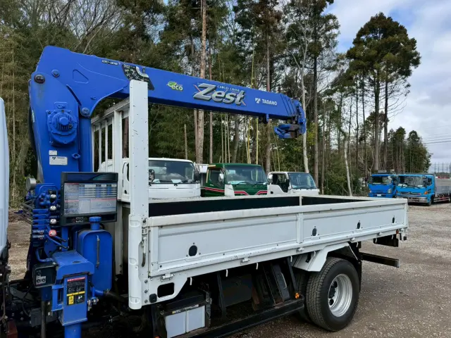 三菱 キャンター TKG-FEA50(2WD)の写真7