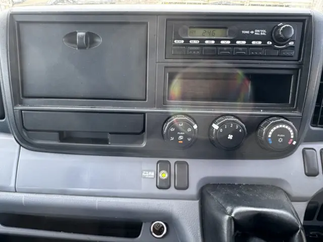 三菱 キャンター TKG-FEA50(2WD)の写真29