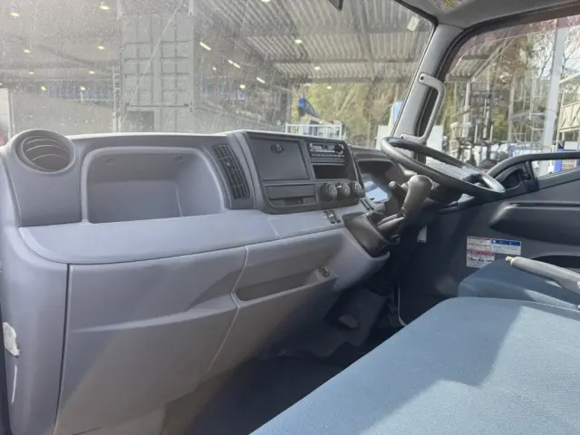 三菱 キャンター TKG-FEA50(2WD)の写真34