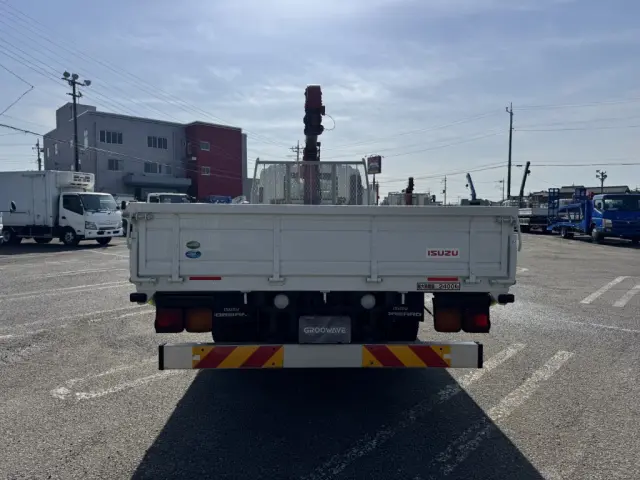 いすゞ フォワード 2RG-FRR90S2(2WD)の写真8