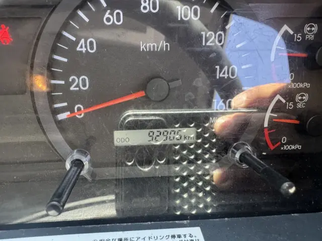 いすゞ フォワード 2RG-FRR90S2(2WD)の写真31
