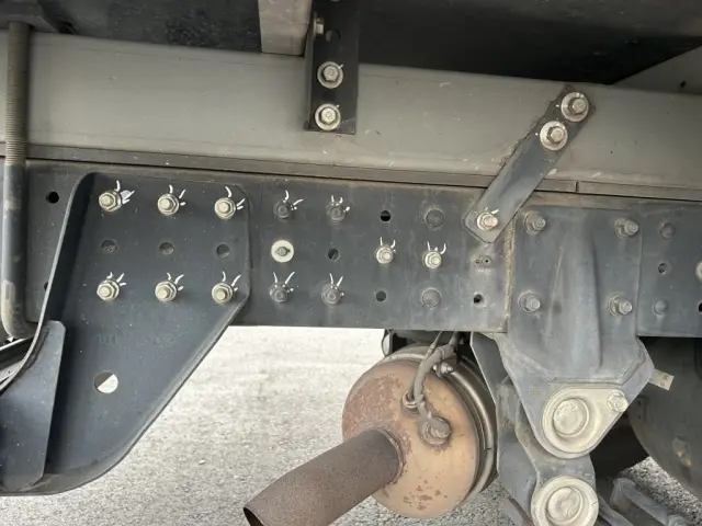 三菱 キャンター TPG-FBA50(2WD)の写真20