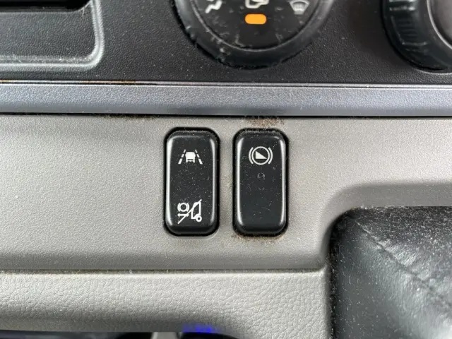 三菱 キャンター TPG-FBA50(2WD)の写真30