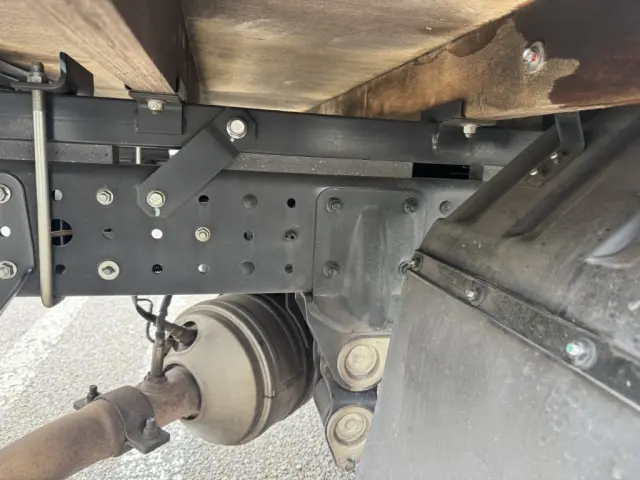 三菱 キャンター 2PG-FBAV0(2WD)の写真16