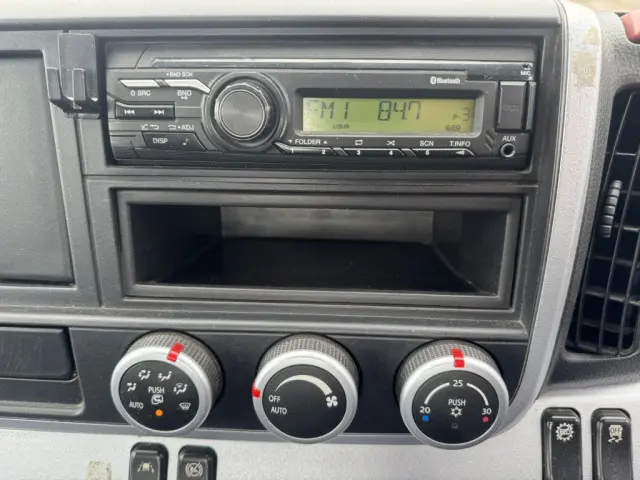 三菱 キャンター 2PG-FBAV0(2WD)の写真24