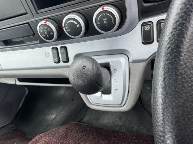 三菱 キャンター 2PG-FBAV0(2WD)の写真25