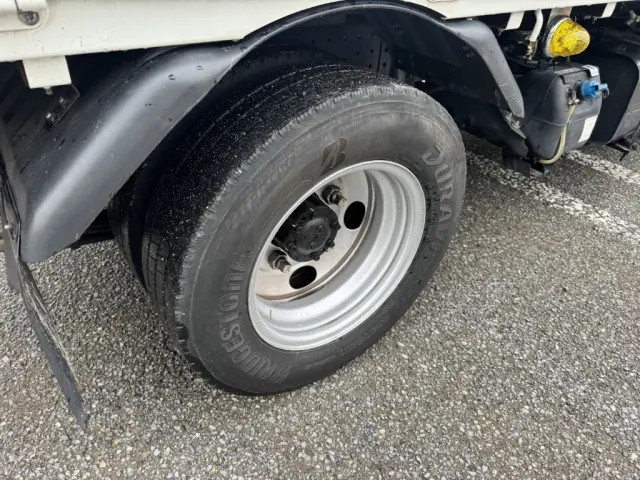 三菱 キャンター 2PG-FBAV0(2WD)の写真40