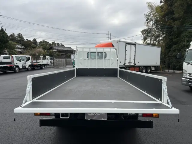 三菱 キャンター 2RG-FEB80(2WD)の写真9