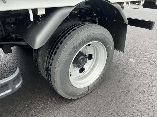 三菱 キャンター 2RG-FEB80(2WD)の写真40