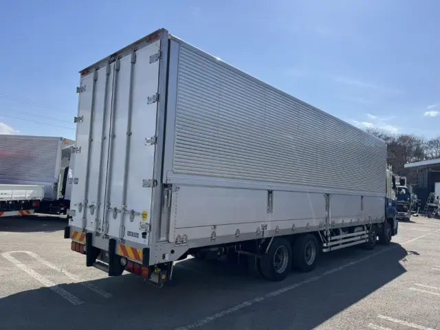 日野 プロフィア 2DG-FW1AHG(8x4)の写真3