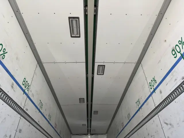 日野 プロフィア 2DG-FW1AHG(8x4)の写真13