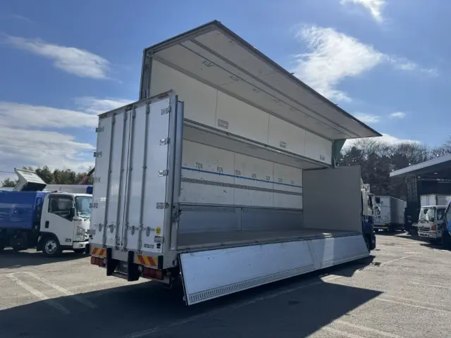 日野 プロフィア 2DG-FW1AHG(8x4)の写真15