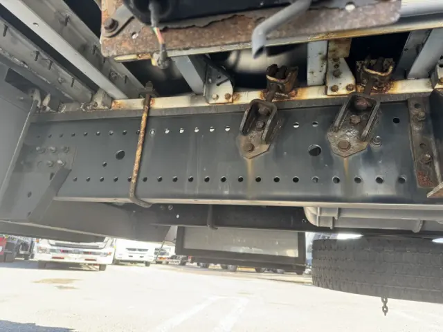 日野 プロフィア 2DG-FW1AHG(8x4)の写真20