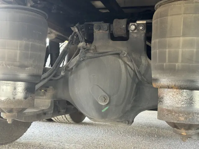 日野 プロフィア 2DG-FW1AHG(8x4)の写真23