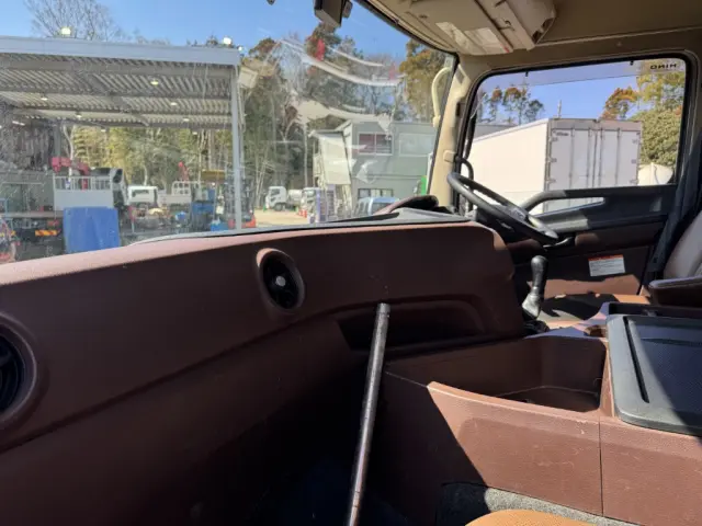 日野 プロフィア 2DG-FW1AHG(8x4)の写真39