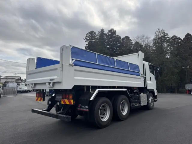 いすゞ ギガ 2RG-CXZ77DT(未入力/関係無)の写真3