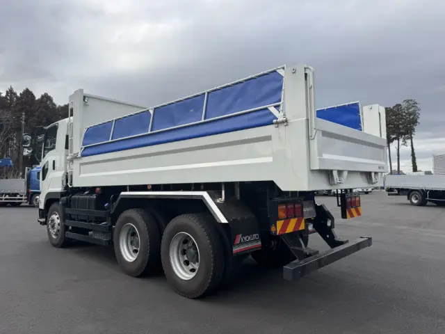 いすゞ ギガ 2RG-CXZ77DT(未入力/関係無)の写真4