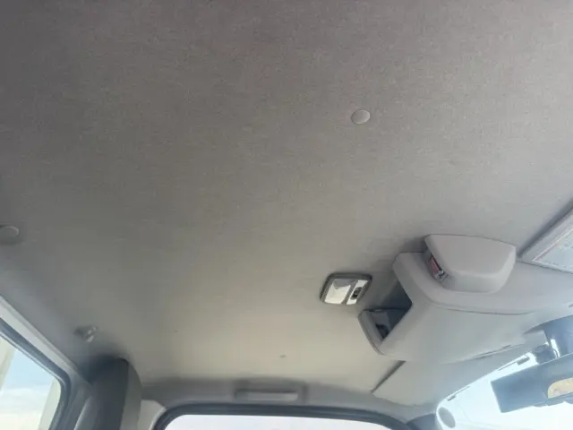 いすゞ エルフ 2TG-NJR88AF(2WD)の写真35