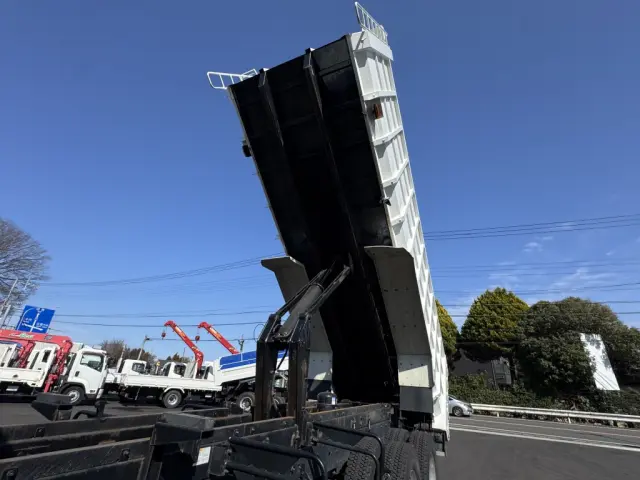 三菱 スーパーグレート 2PG-FV70HY(6x4)の写真17