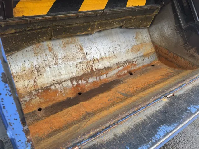 いすゞ エルフ TFG-NMR82ZAN(2WD)の写真11