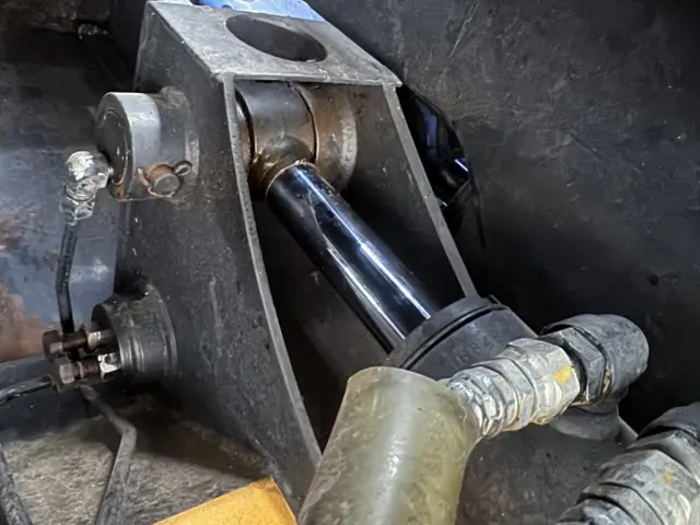 いすゞ エルフ TFG-NMR82ZAN(2WD)の写真14