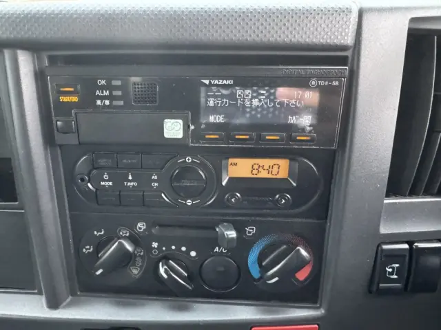 いすゞ エルフ TFG-NMR82ZAN(2WD)の写真33