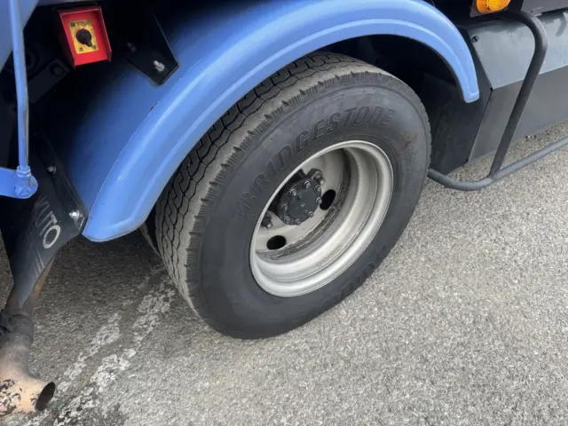 いすゞ エルフ TFG-NMR82ZAN(2WD)の写真47