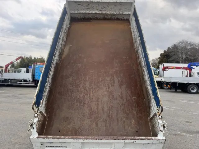 いすゞ エルフ TKG-NJR85AN(2WD)の写真9