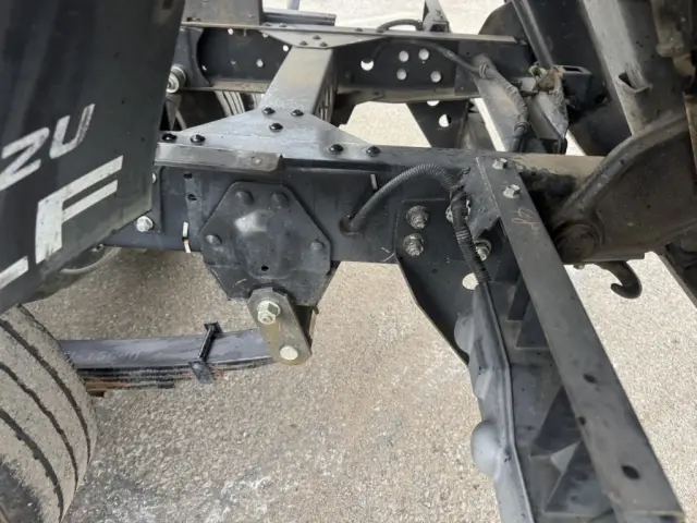 いすゞ エルフ TKG-NJR85AN(2WD)の写真20