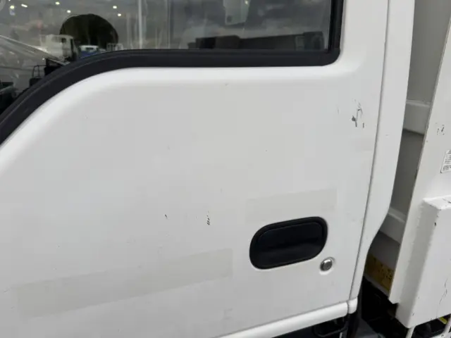 いすゞ エルフ TKG-NJR85AN(2WD)の写真44