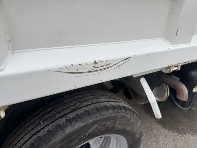 いすゞ エルフ TKG-NJR85AN(2WD)の写真48