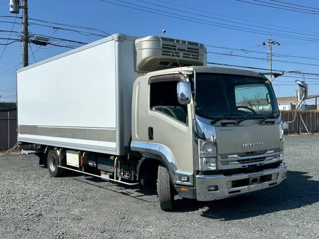 いすゞ フォワード 2PG-FRR90T2(未入力/関係無)の写真2