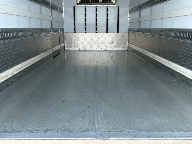 いすゞ フォワード 2PG-FRR90T2(未入力/関係無)の写真15