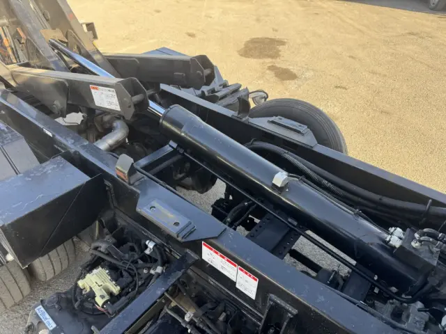 三菱 キャンター 2PG-FBAV0(2WD)の写真22