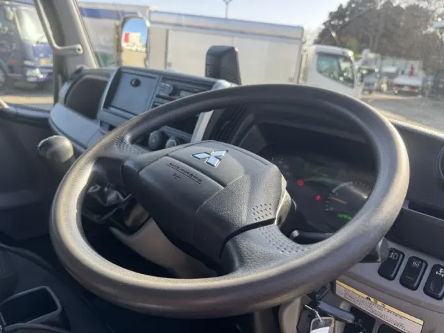 三菱 キャンター 2PG-FBAV0(2WD)の写真33